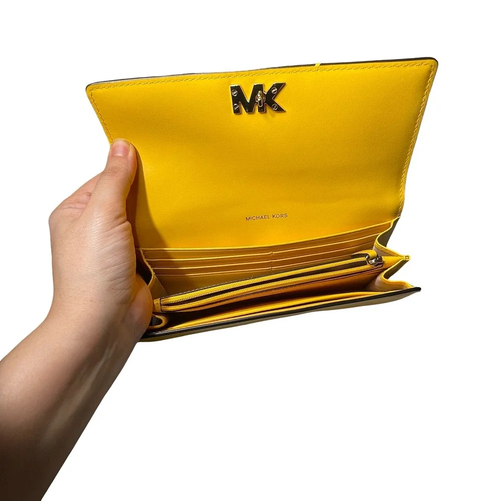 Michael Kors MK Yellow Leather Continental Wallet Gold Logo Flap - Picture 4 of 7
